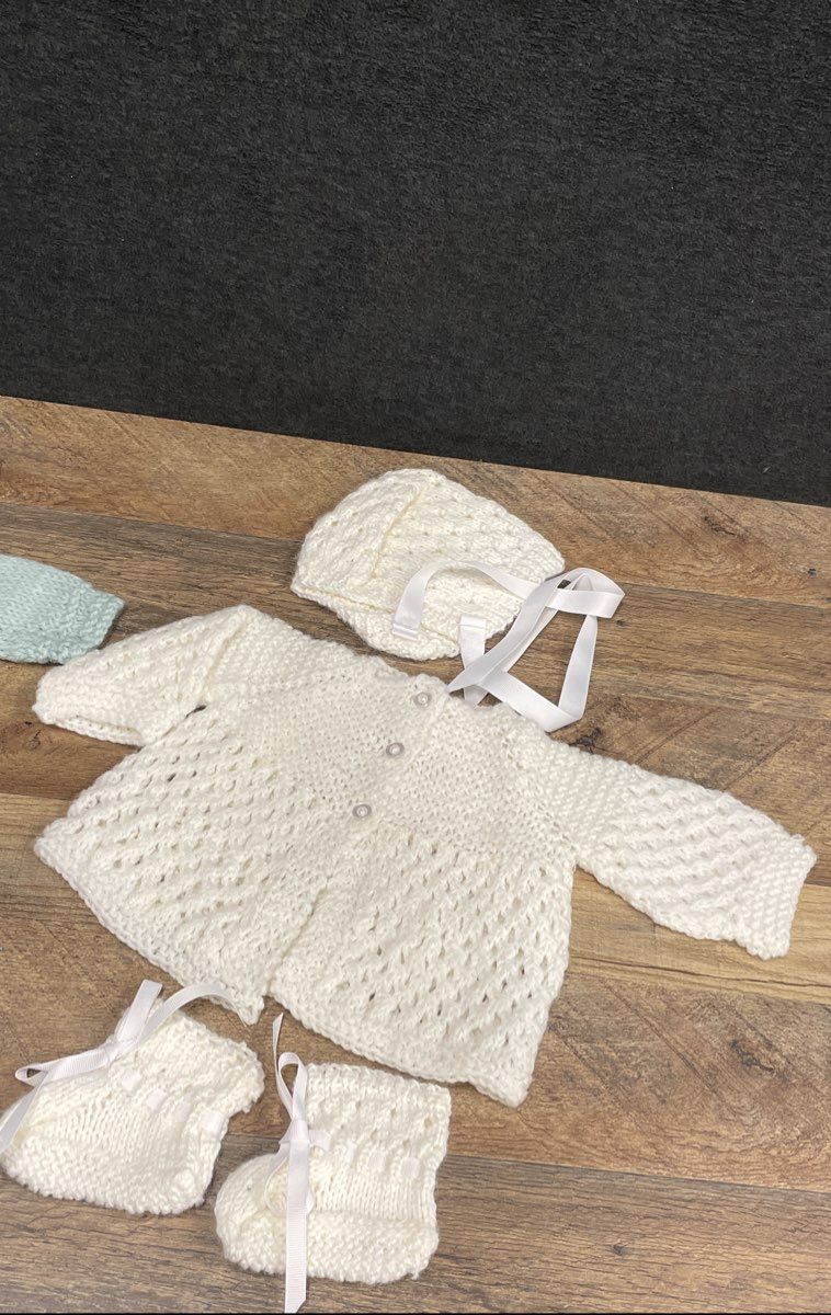 Vintage Handmade Crochet Baby Outfit Set Lot 2 Mint Green White Bonnet Booties