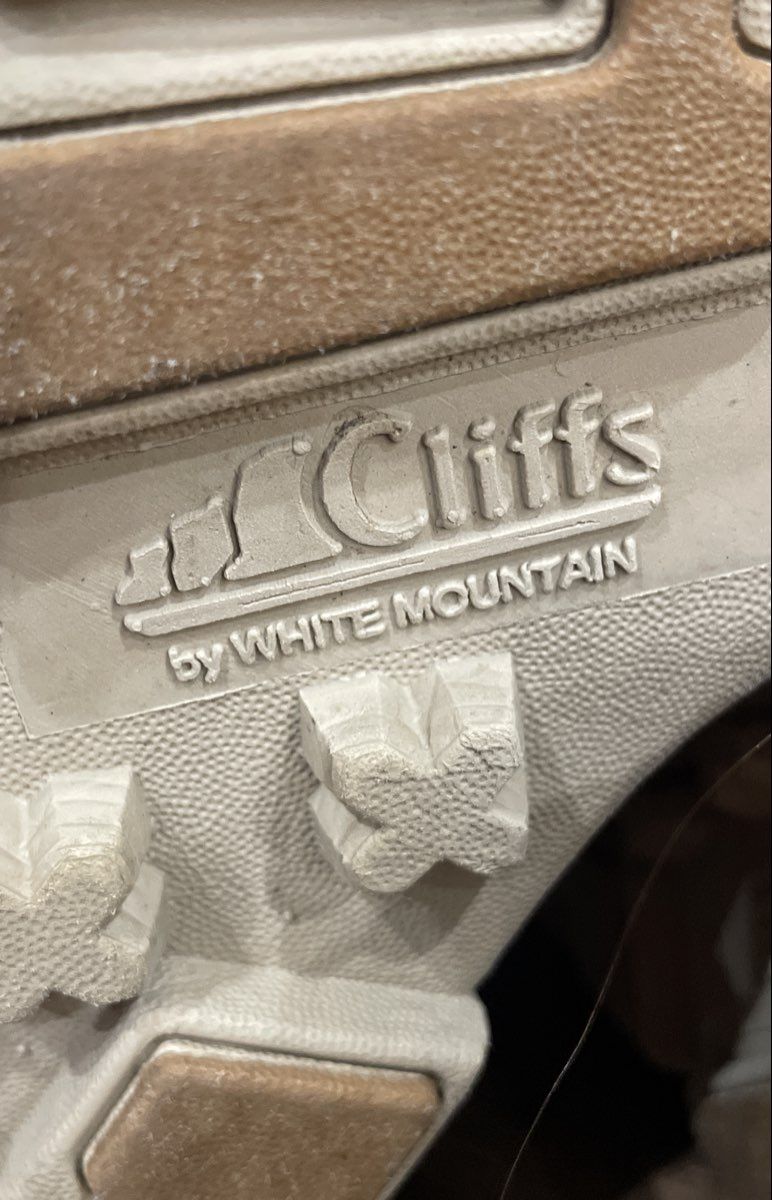 Cliffs by White Mountain Kalina Tan Knit Cuff Lace Up Ankle Boots Women's Sz 8.5