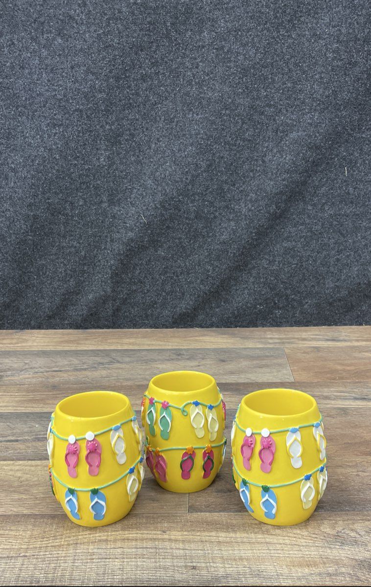 Lot of 3 Allure Ceramic Mugs Yellow Flip Flop Sandal Summer Beach Theme Cups