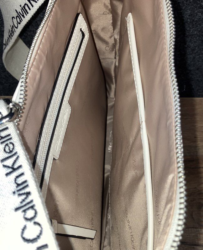 Calvin Klein Off-White Pebbled Crossbody Bag Logo Strap Monogram Trim Large