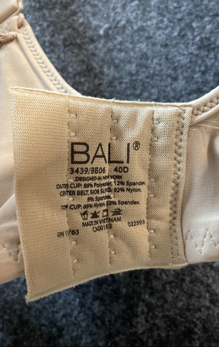 Bali Women's Full Coverage Bra Tan Smoothing Convertible Straps 40D NWT