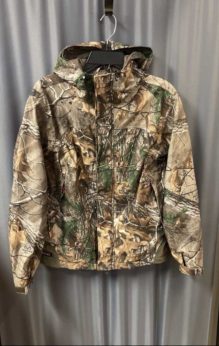 Gander Mountain Guide Series Women's Camo Jacket Realtree Xtra TechH2O Sz S