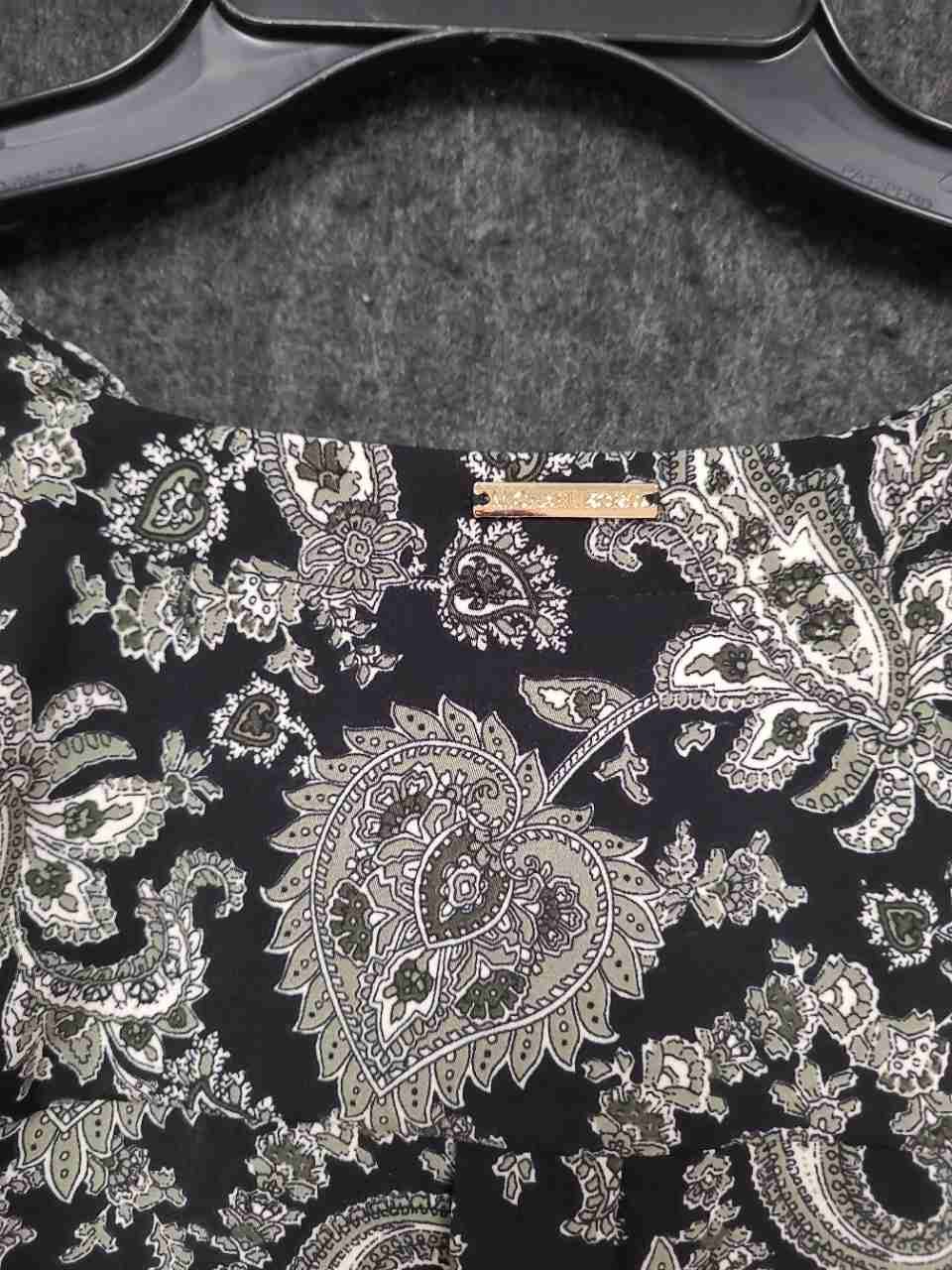 Michael Kors Women's Paisley Tie-Cuff V-Neck Blouse Black Green Sz XL