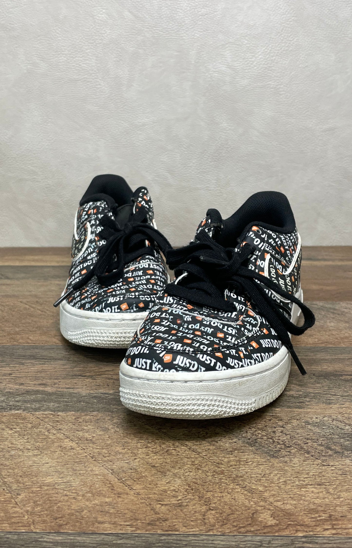 Nike Air Force 1 Low Just Do It Black Total Orange GS Size 5.5Y