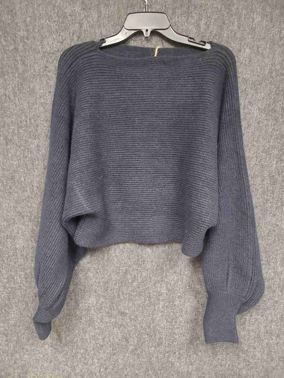 World Market Women's Navy Blue Ribbed Cropped Balloon Sleeve Sweater NWT OS