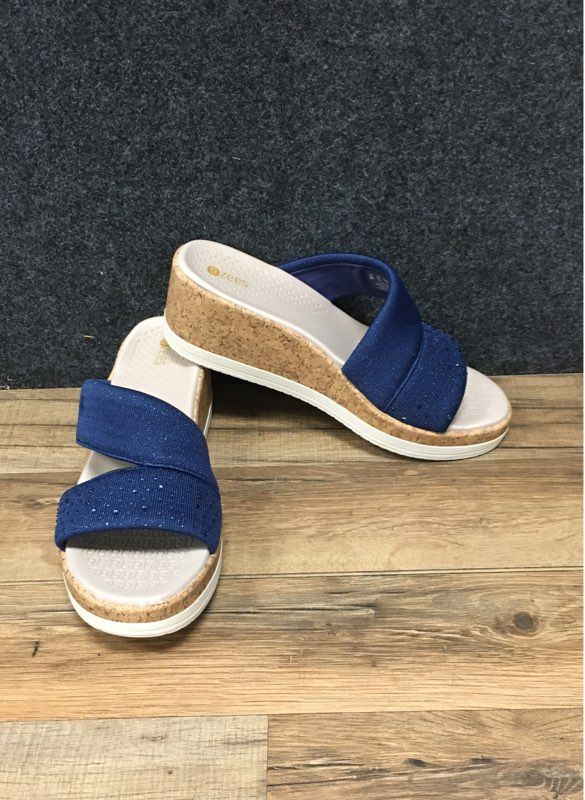 Bzees Riviera Bright Navy Blue Sparkle Wedge Sandals Women's Size 9M