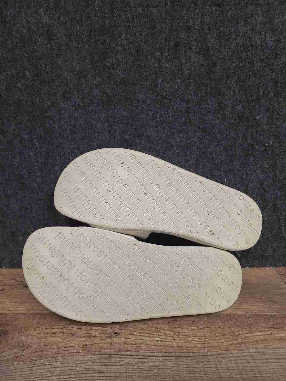 Lululemon Restfeel Slide Light Ivory Women's Sandals Size 9