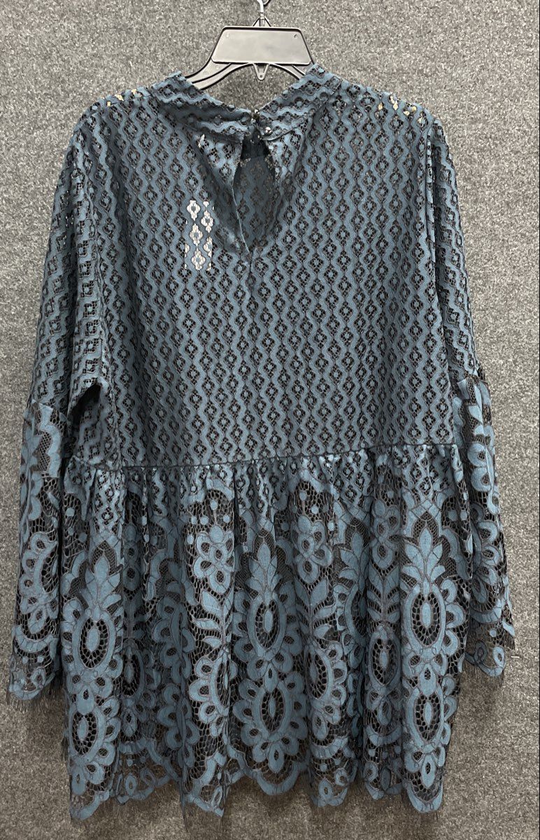 Lane Bryant Women's Teal Blue Lace Peplum Blouse High Neck Bell Sleeve NWT Sz 18