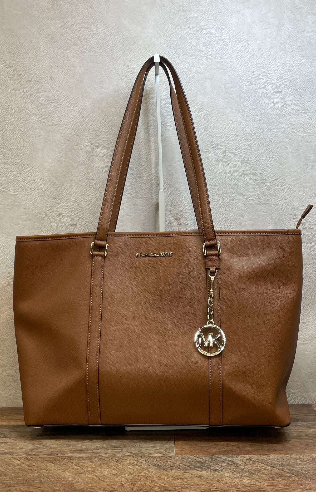 Michael Kors Brown Saffiano Leather Jet Set Travel Large Tote Bag Gold Hardware
