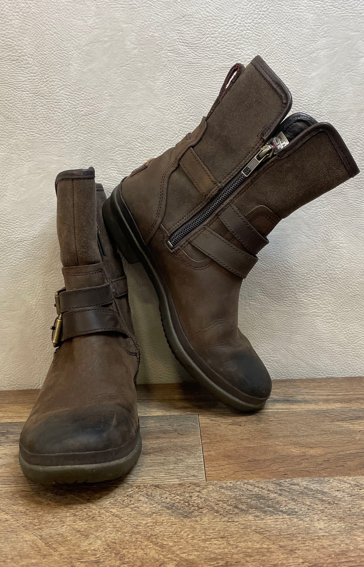 UGG Simmens Dark Brown Waterproof Leather Suede Buckle Boots Women's Size 6