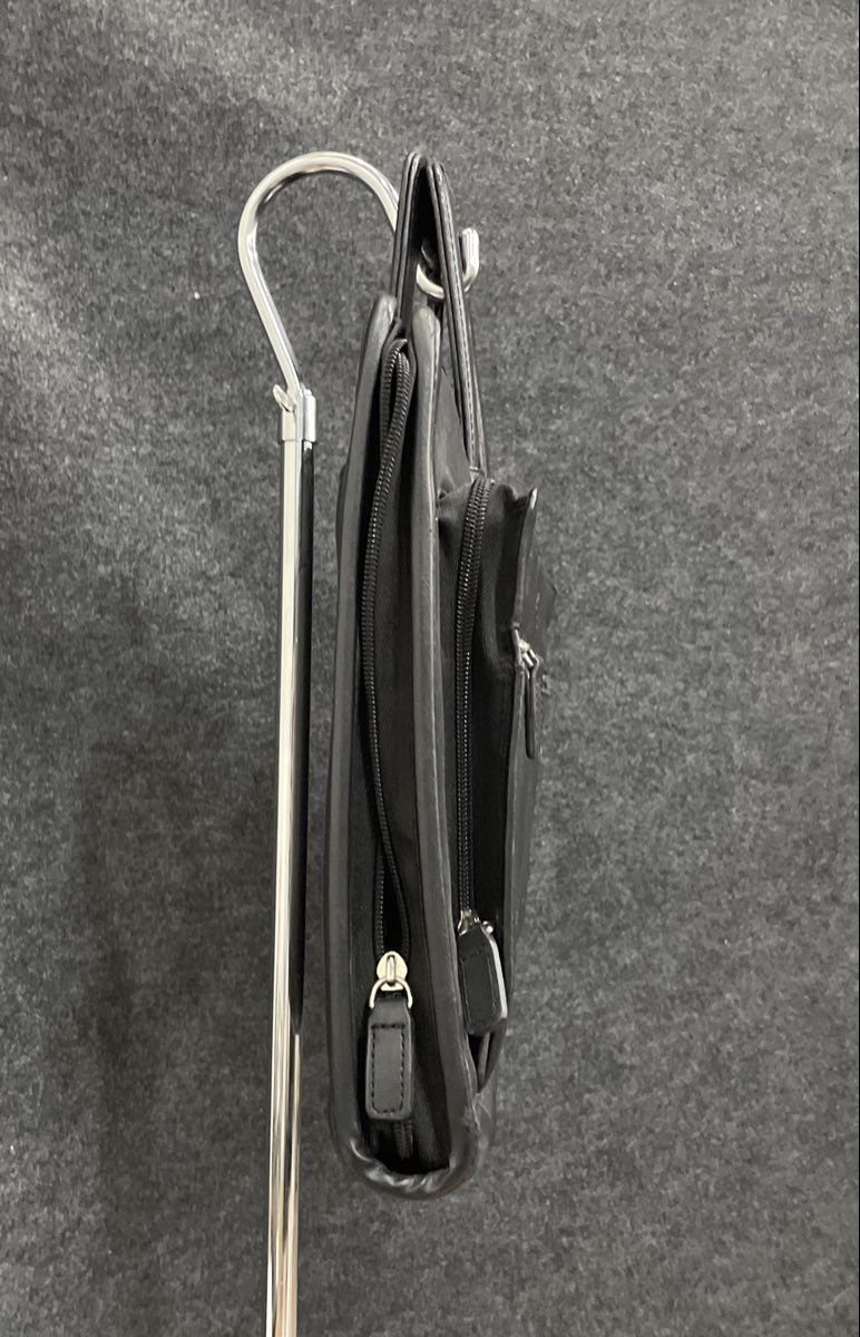 Ogio Black Leather Briefcase Business Laptop Bag Front Zip Pocket Professional