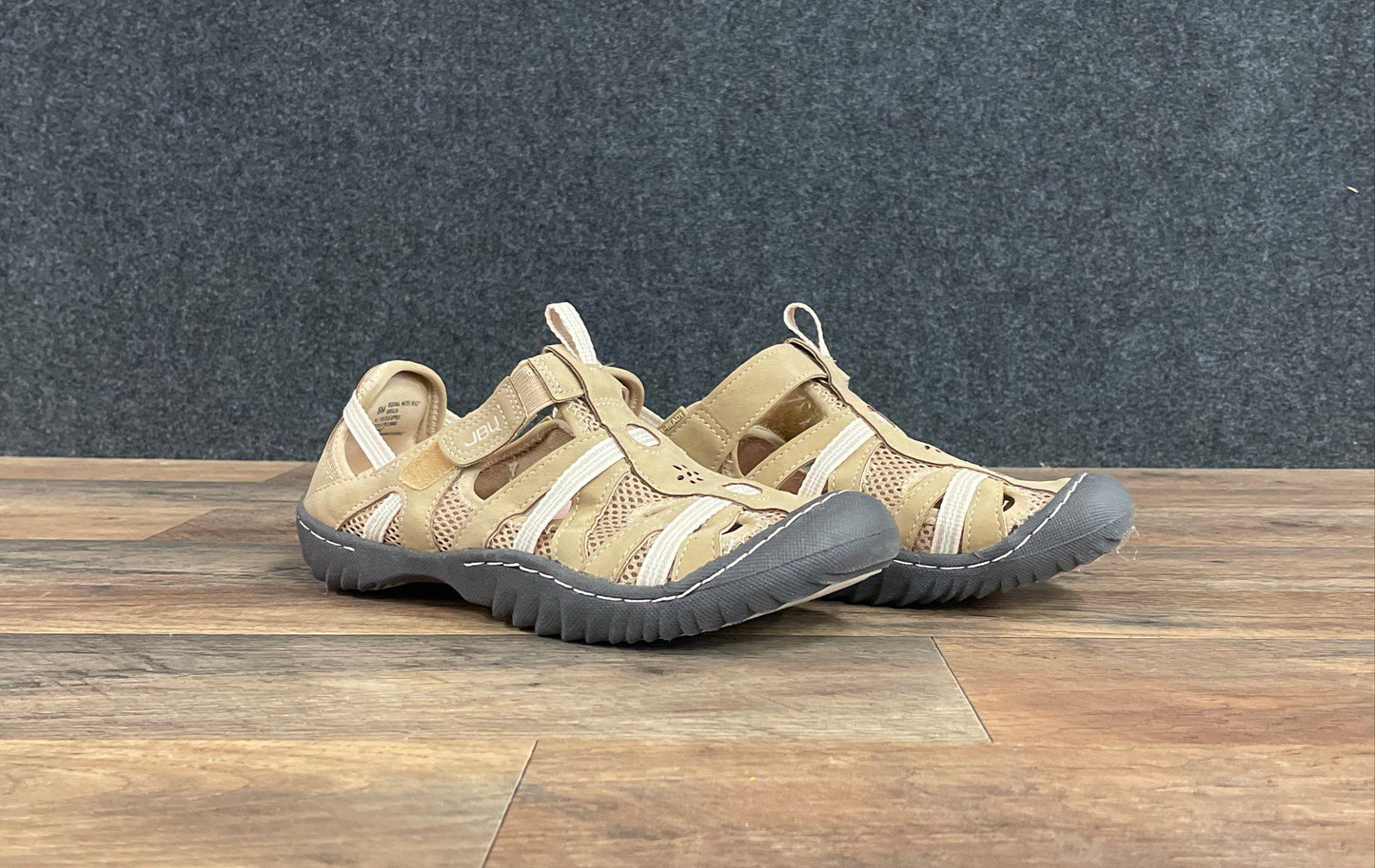 JBU Regional Water Ready Tan Beige Women's Walking Water Sandals Size 8
