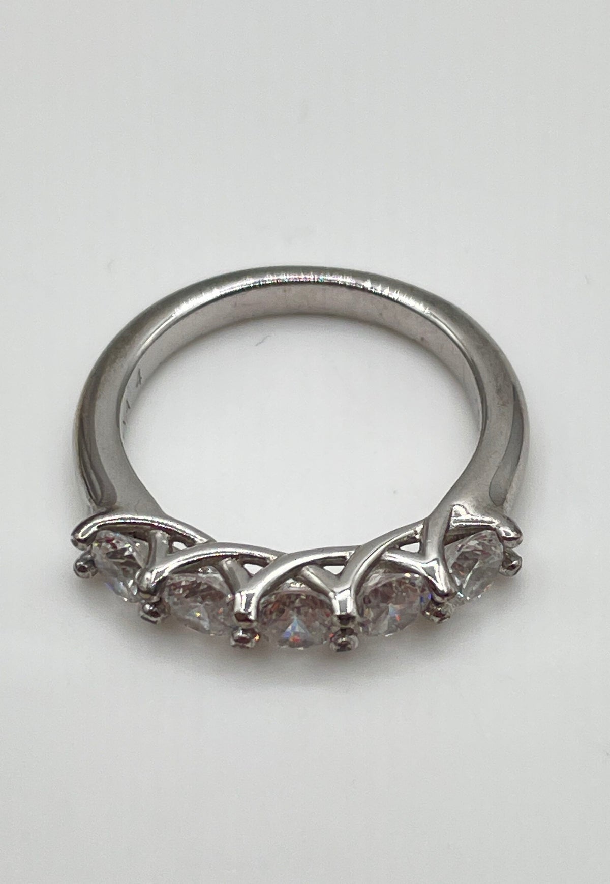 NANA Jewels 925 Sterling Silver Lucita 5-Stone CZ Anniversary Band Ring 2.7g