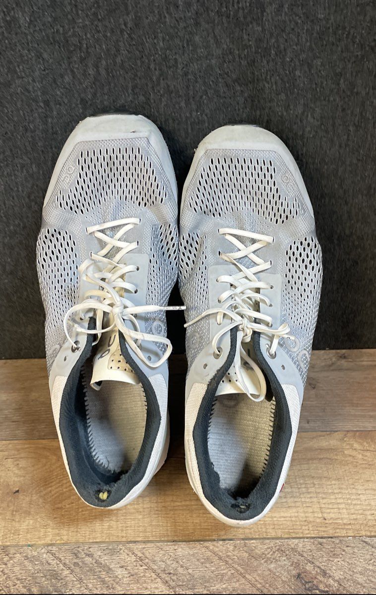 On Cloudsurfer Grey White Swiss Engineering Running Shoes Men's Size 12
