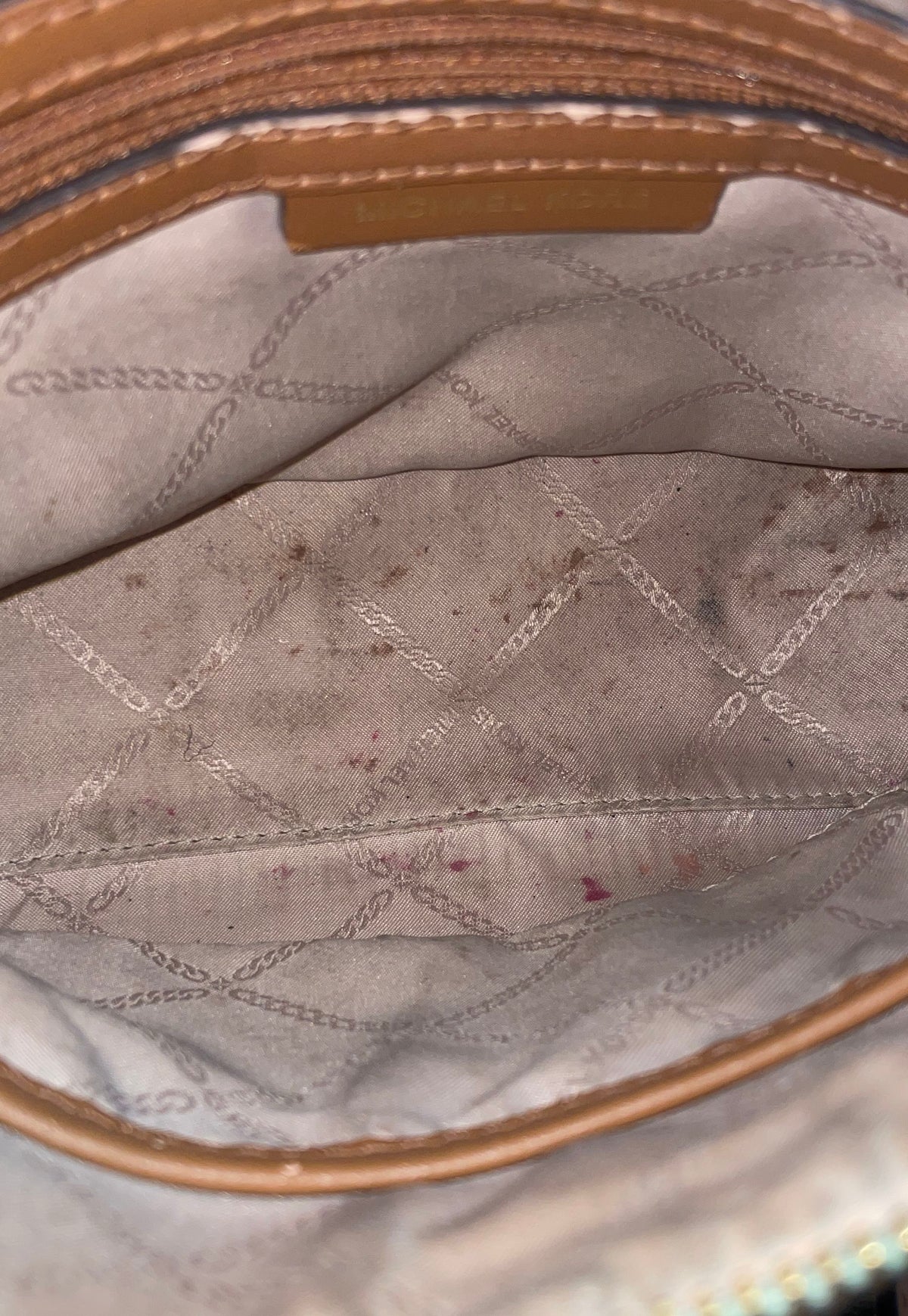 Michael Kors Jet Set Medium Dome Crossbody Bag Vanilla Center Stripe