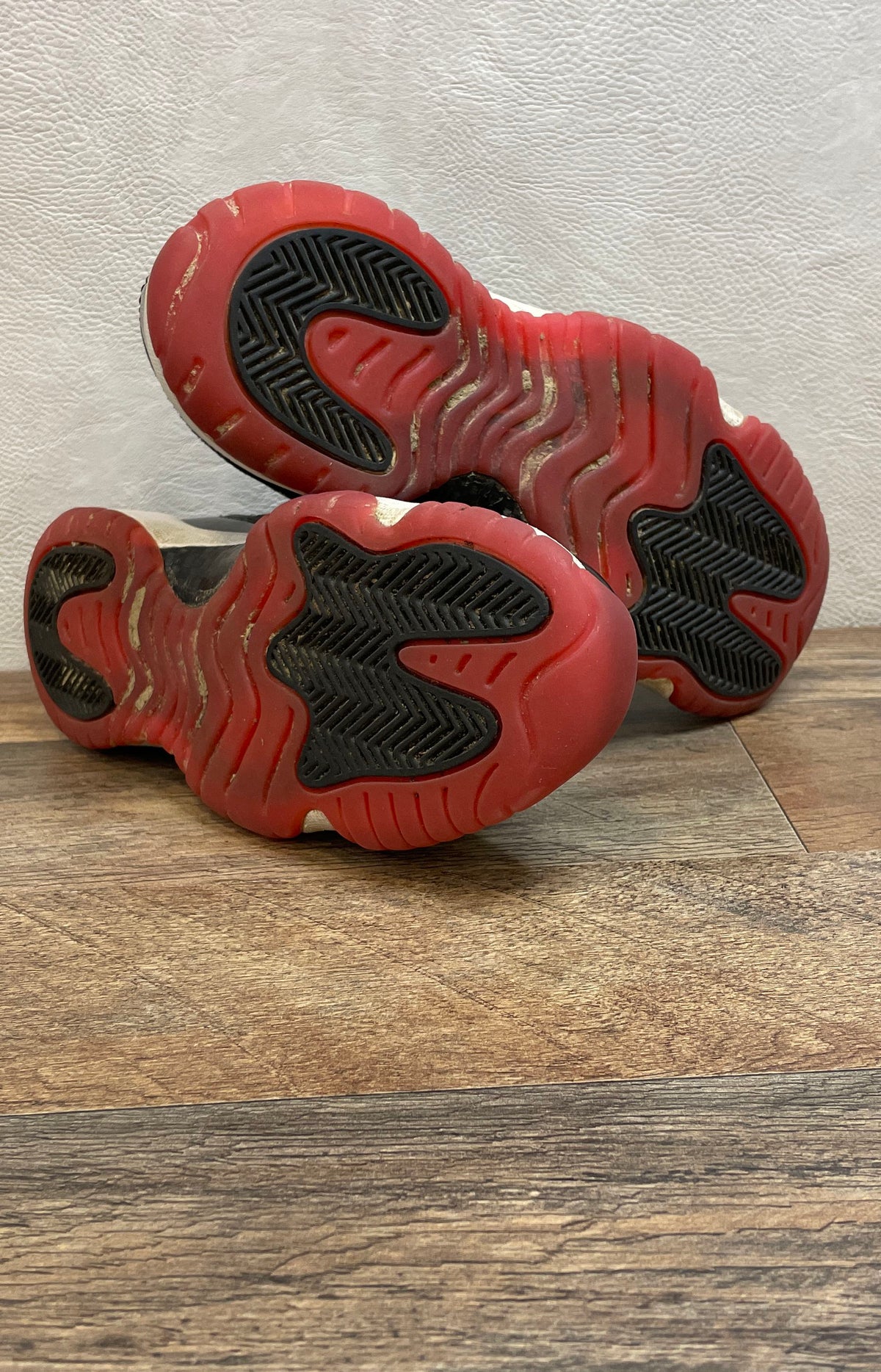 Nike Air Jordan 11 Retro Low Bred Black True Red 2024 Youth Size 4.5Y