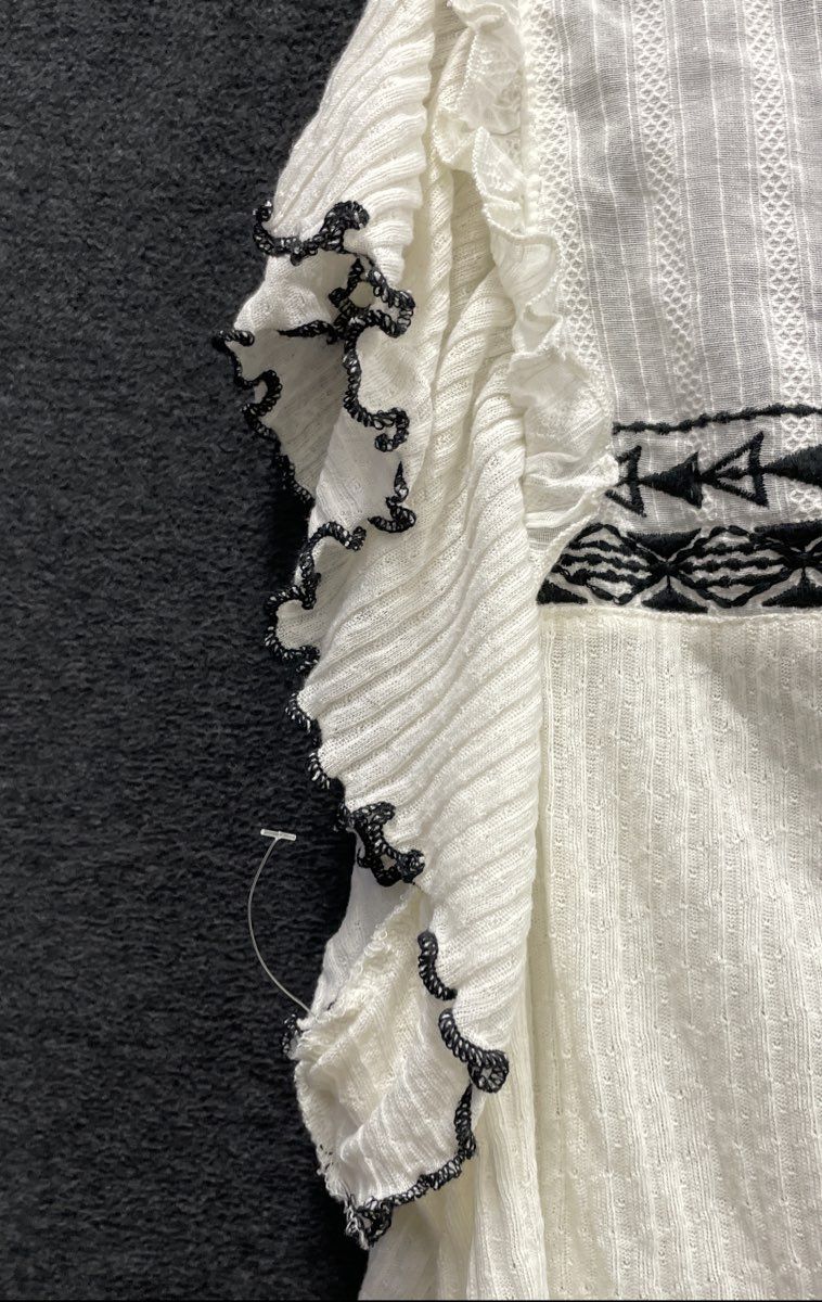 Free People Women's White Embroidered Tassel Tie Front Ruffle Top Sz M
