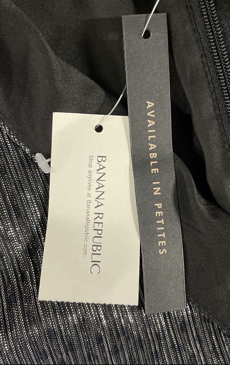 Banana Republic Women's Silver Metallic Pleated Long Sleeve Wrap Dress Sz 2 NWT