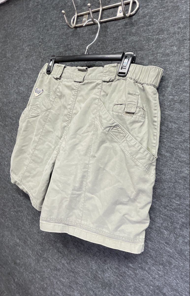 Vintage 90s Columbia PFG Men's Tan Mesh Cargo Performance Fishing Shorts Sz L