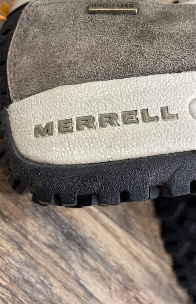 Merrell Polar Moc Waterproof Grey Suede Slip On Shoes Women's Size 7.5
