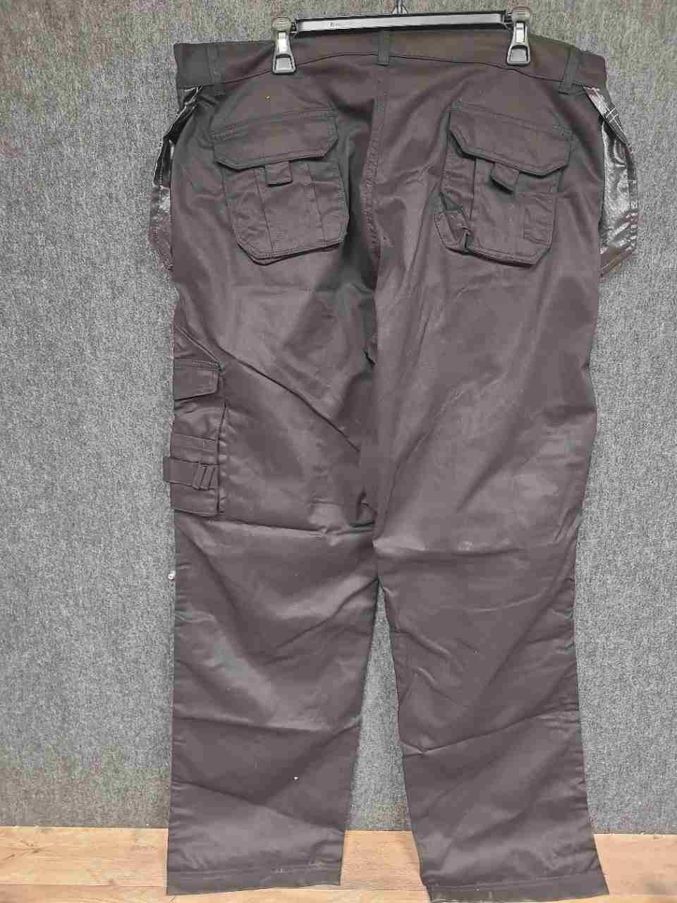 Craze Men's Black Multi-Pocket Workwear Holster Cargo Pants Size 40 Long