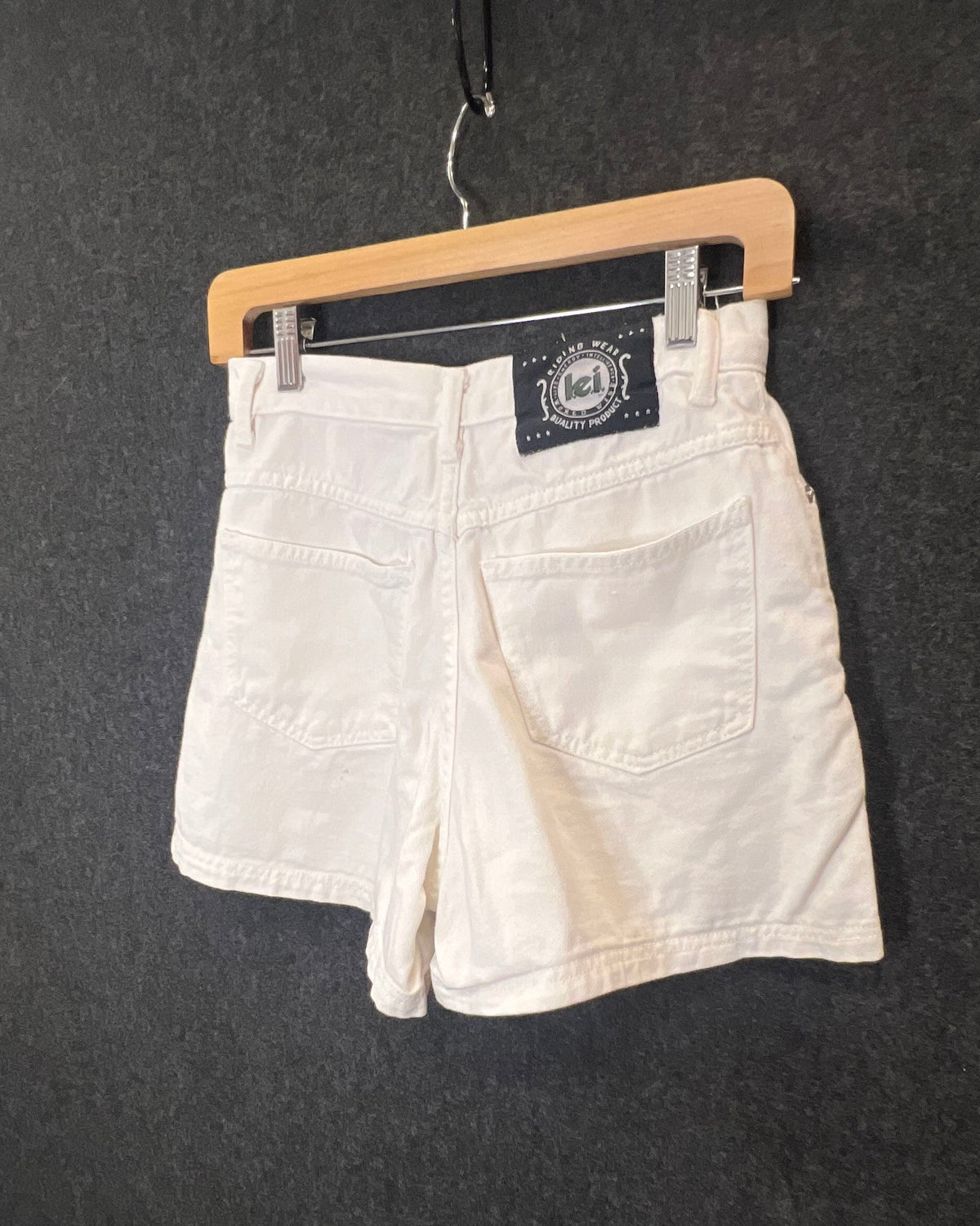 Vintage 90s l.e.i. Women's White High Waisted Denim Shorts Made in USA Sz 5