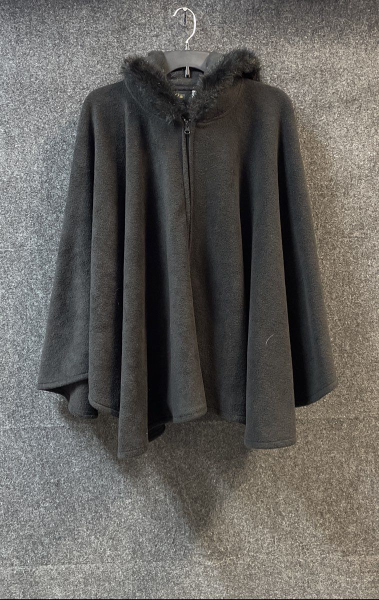 Sweet Magnolia Women's Black Fleece Hooded Faux Fur Trim Cape Poncho Coat Sz OS