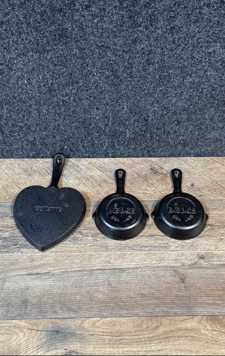Lodge LMS & Galerie Cast Iron Mini Skillet Heart Griddle 3 Piece Lot Novelty