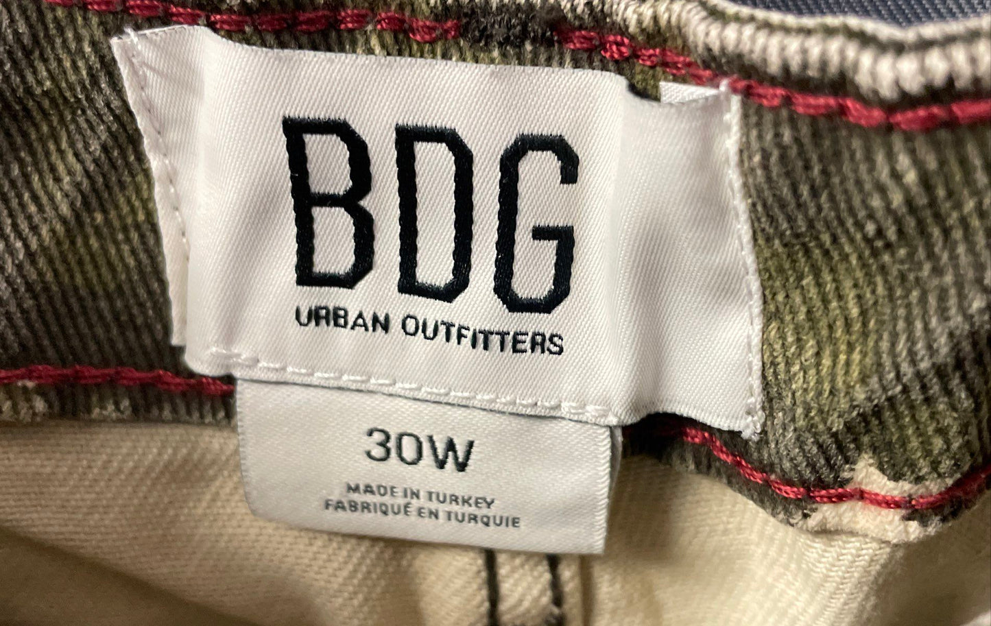 BDG Urban Outfitters Men's Green Camouflage Wide Leg Baggy Skate Jeans Sz 30W