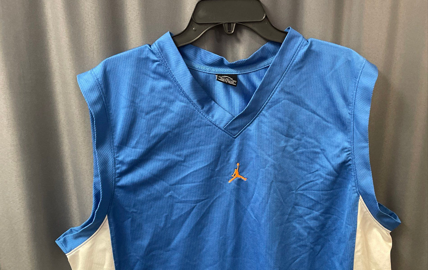 Jordan Men's Sleeveless V-Neck Shooting Shirt Blue White Orange OKC Sz XL
