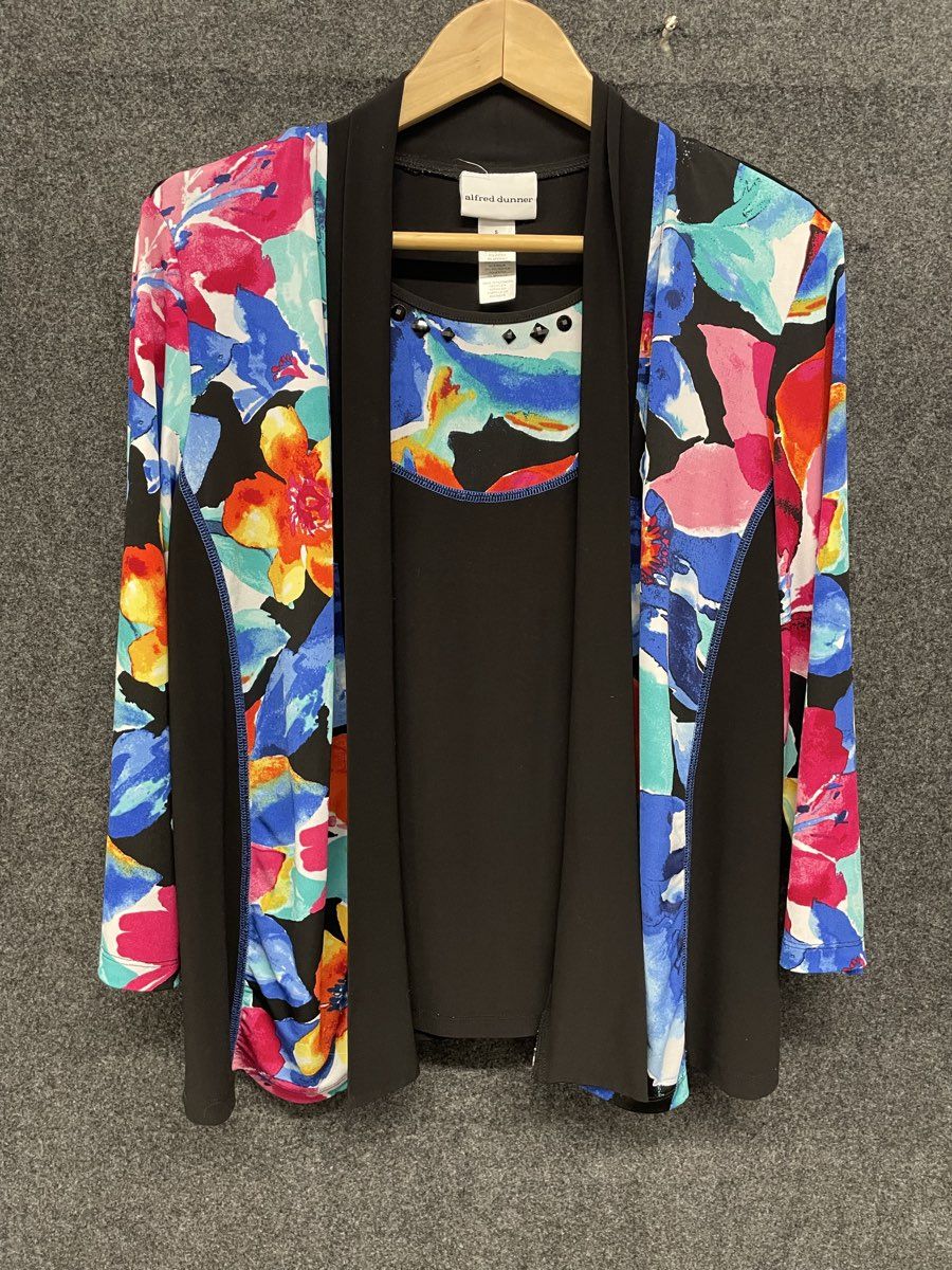 Alfred Dunner Women's Black Floral Studded Mock Neck Twin Set Top Sz S