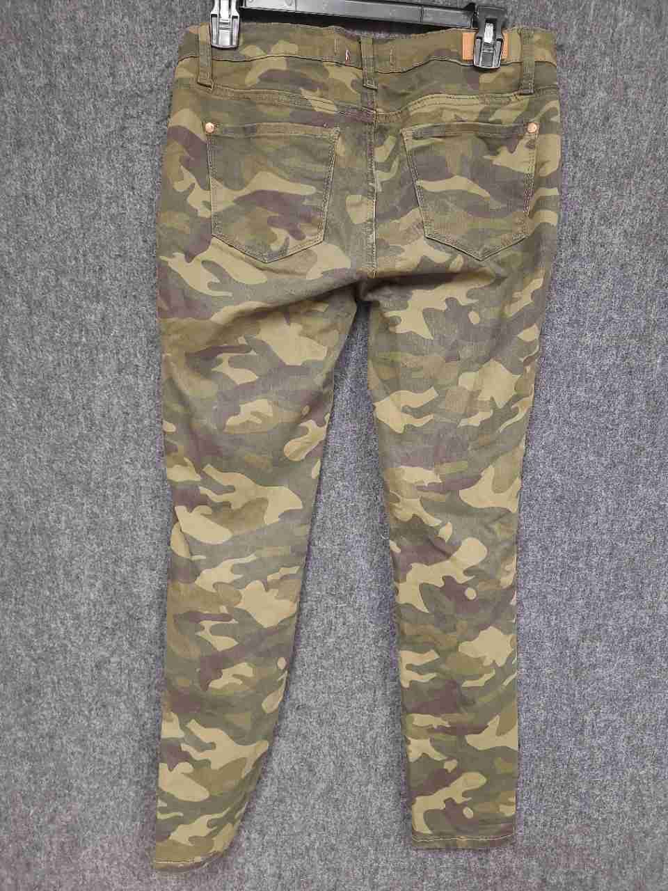 Judy Blue Women's Camo Distressed Skinny Jeans Green Brown Rip Repair Sz 7/28