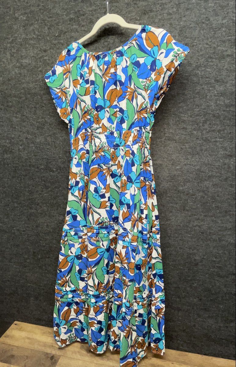 C&C California Women's Blue Tropical Floral Linen Blend Smocked Maxi Dress Sz S