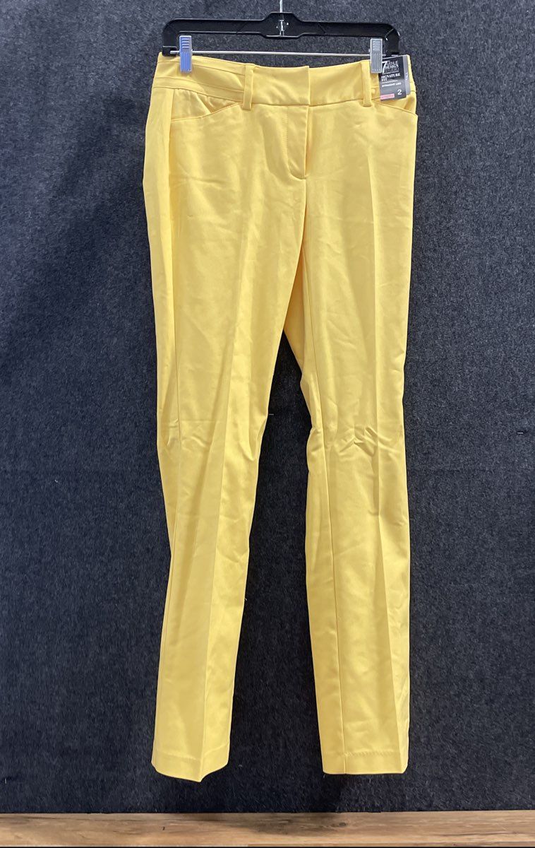 New York & Company Women's Yellow 7th Avenue Straight Leg Pants Size 2 Tall NWT