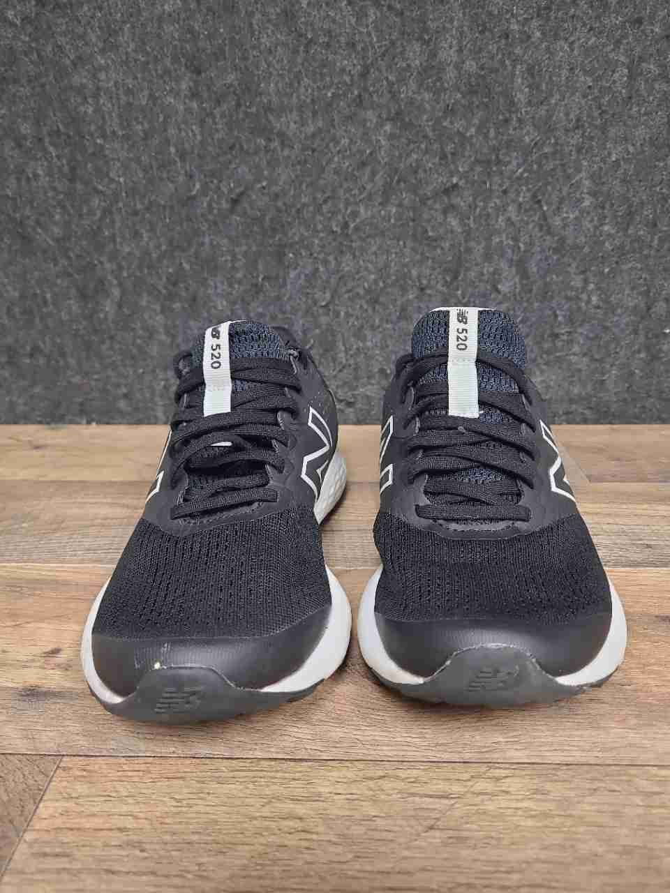 New Balance 520v7 W520LK7 Black White Women's Running Shoes Size 8