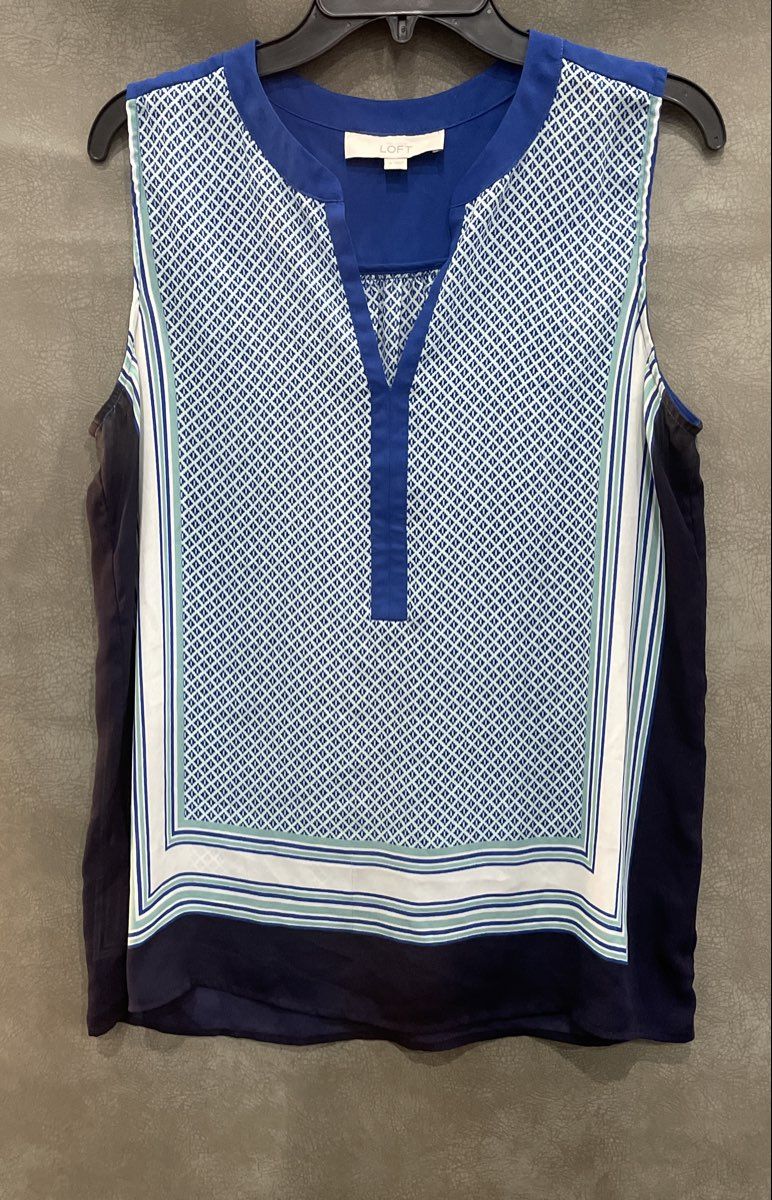 LOFT Women's Blue White Geometric Tile Scarf Print Sleeveless Blouse Size M