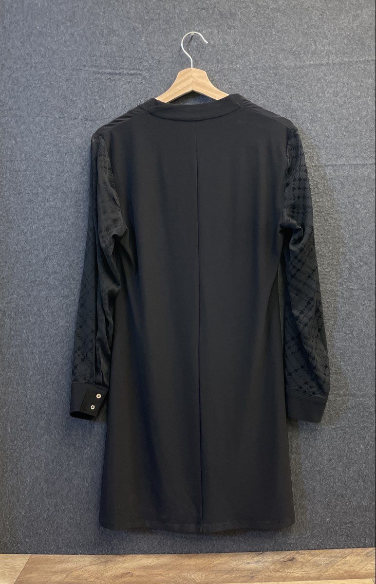 Tommy Hilfiger Women's Black V-Neck Dress Semi Sheer Geometric Sleeves Sz 8