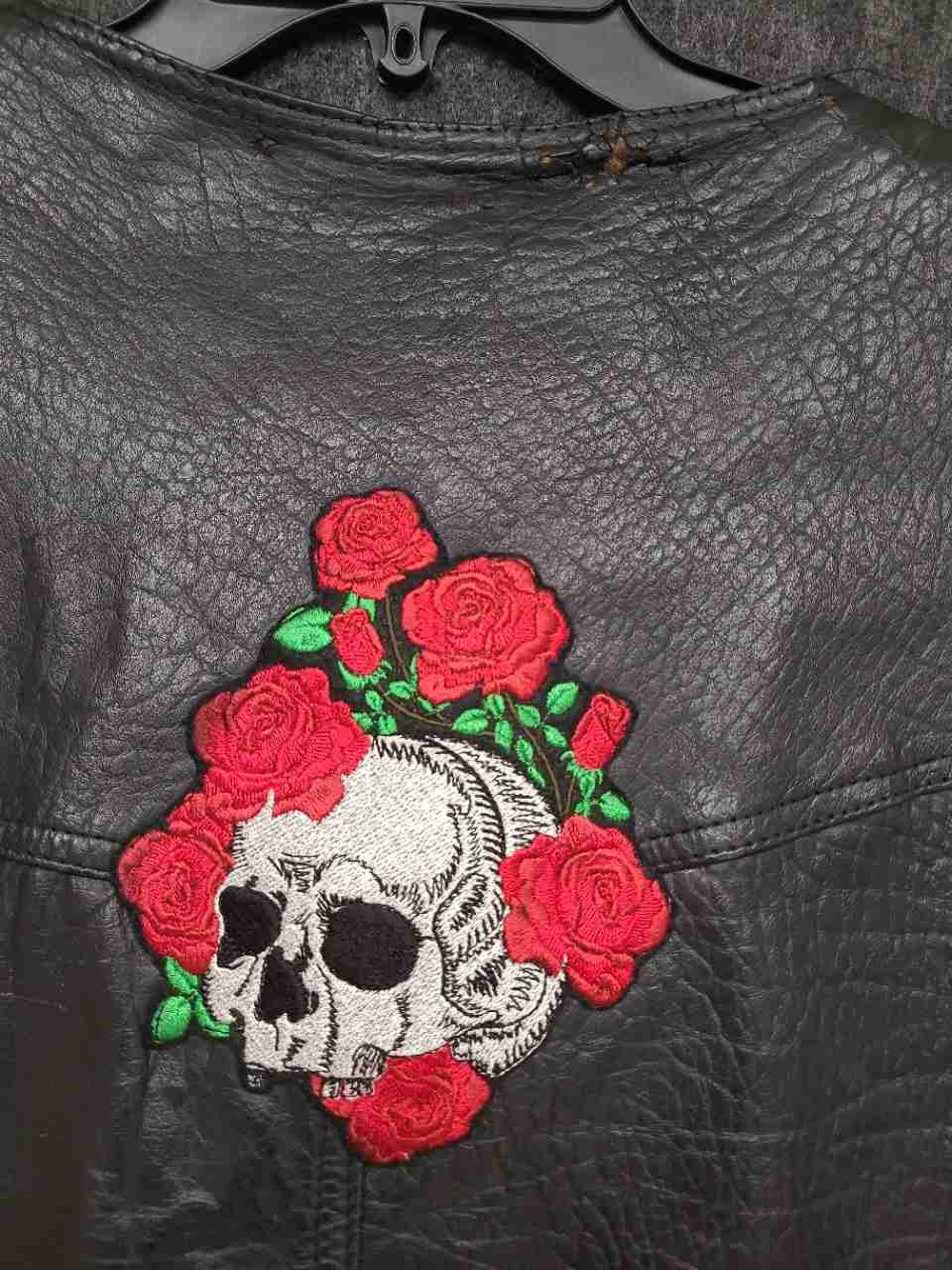 Vintage A-1 Men's Black Leather Biker Vest Skull Rose Patch Snap Front Sz 50