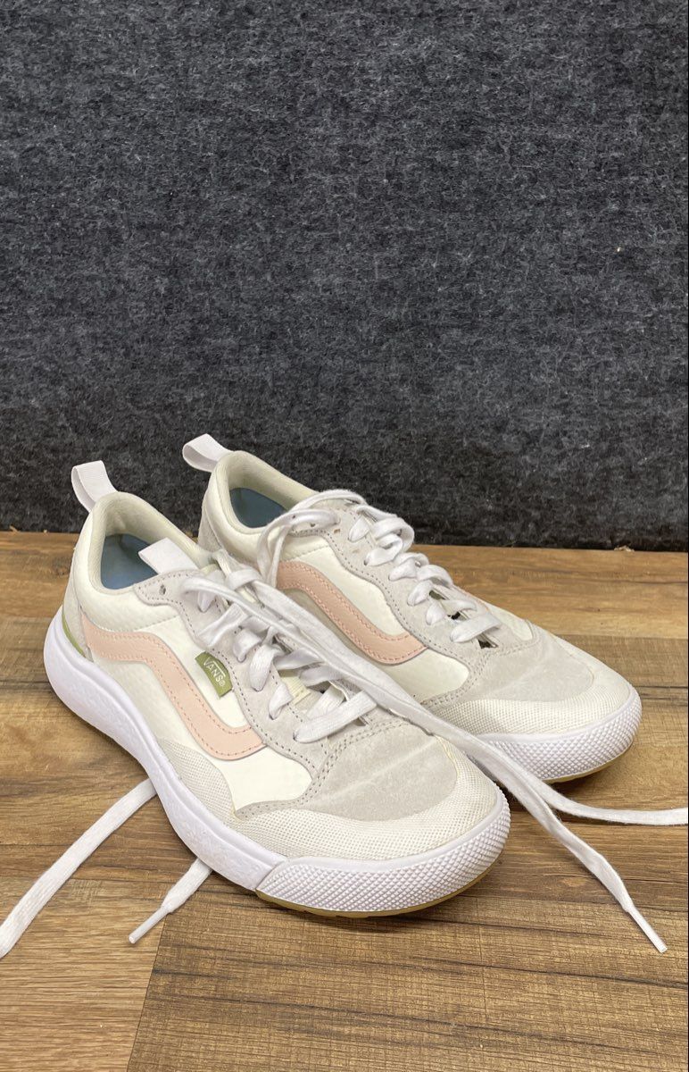 Vans Ultrarange EXO White Peach Green Low Top Sneakers Men's 6 Women's 7.5