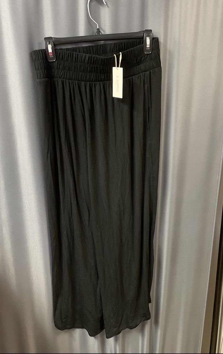 Z Supply Women's The Flared Pant Black Rayon Spandex Wide Leg NWT Size M