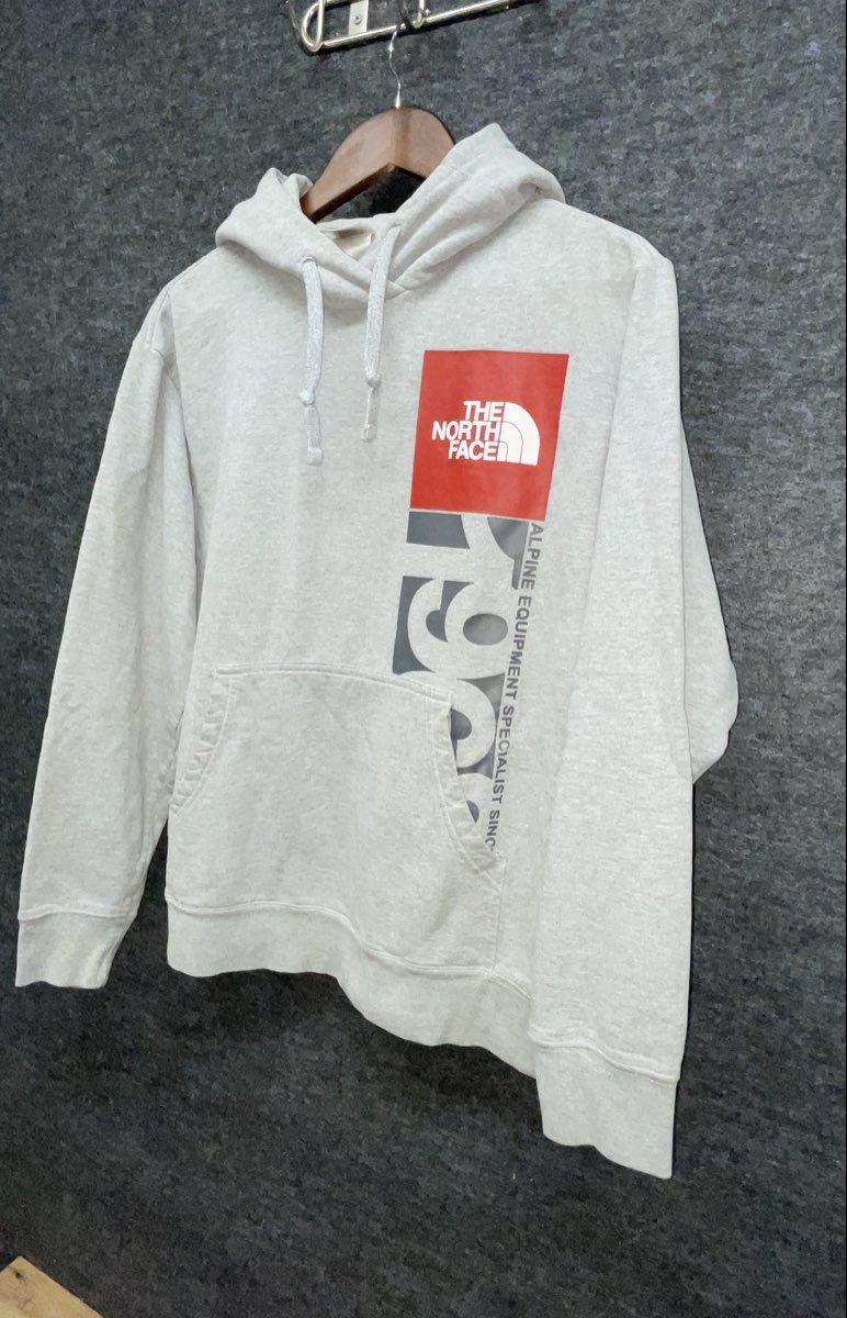The North Face Men's Gray Red Box Logo 1966 Pullover Hoodie Sz L