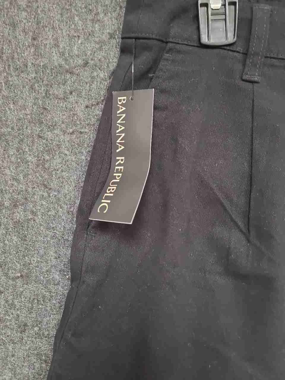 Banana Republic Women's Black Pleated Cotton Blend Shorts NWT Size 6