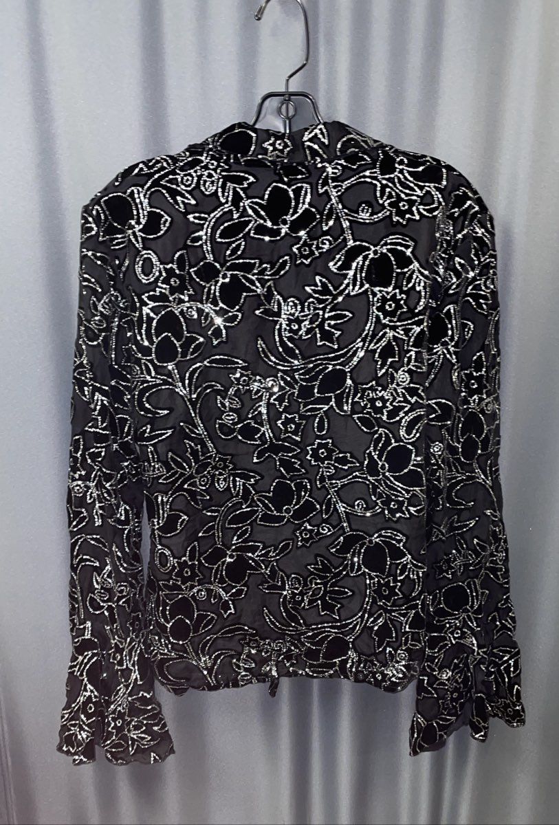 Vintage Y2K Dress Barn Women's Black Silver Silk Velvet Floral Wrap Shirt XL