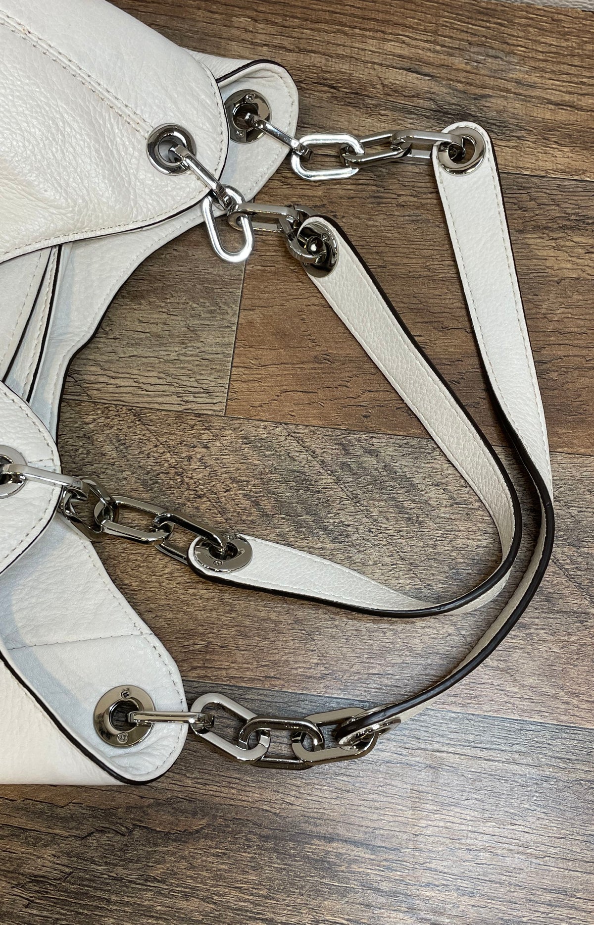 Michael Kors White Pebbled Leather Shoulder Bag Hobo Silver Chain MK Logo