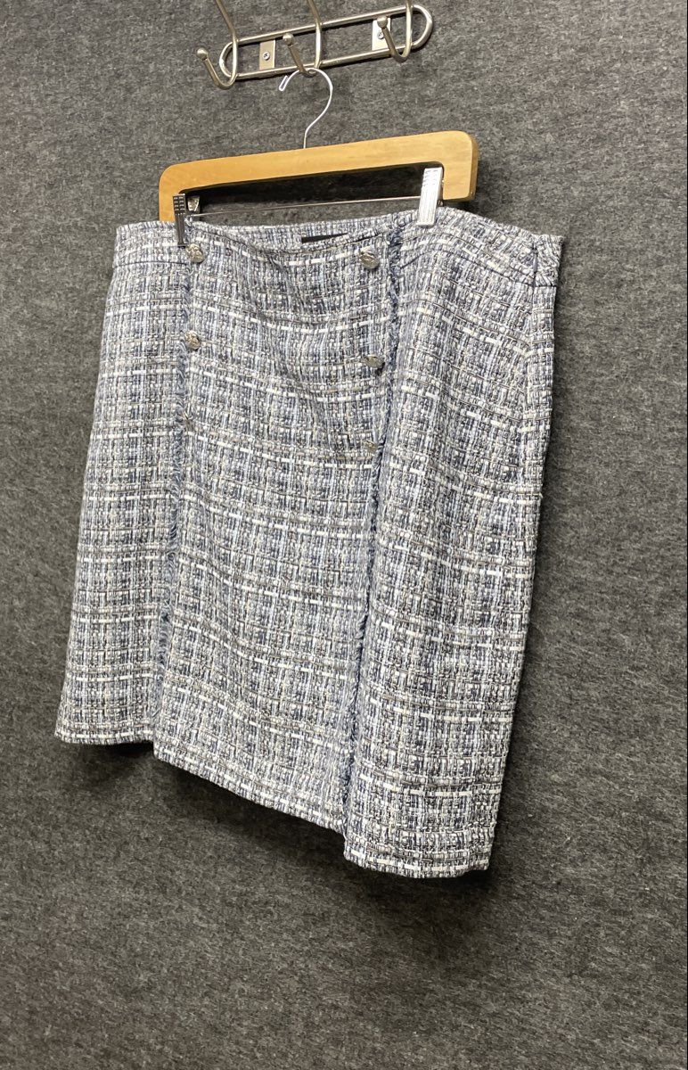 Talbots Women's Blue Gray Tweed Fringed Button Detail Mini Skirt Size 18 NWT