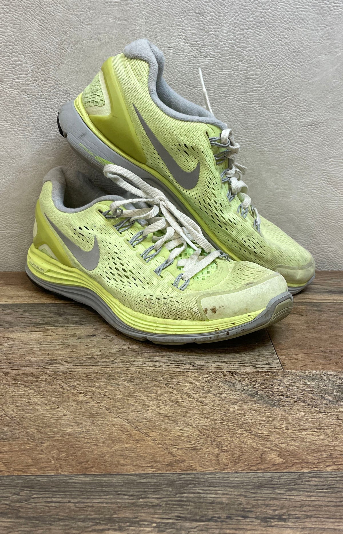 Nike Lunarglide 4 Neon Green Volt Women's Running Shoes Size 7.5