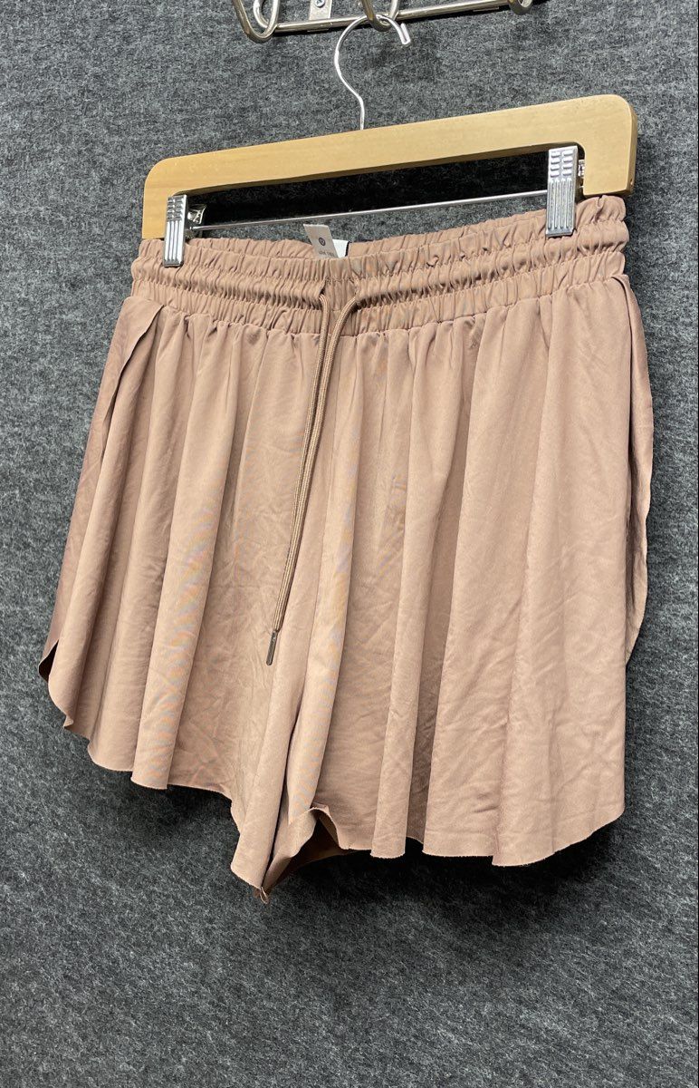 Love Tree Women's Flowy Athletic Shorts Tan Layered Skort Style Drawstring Sz M