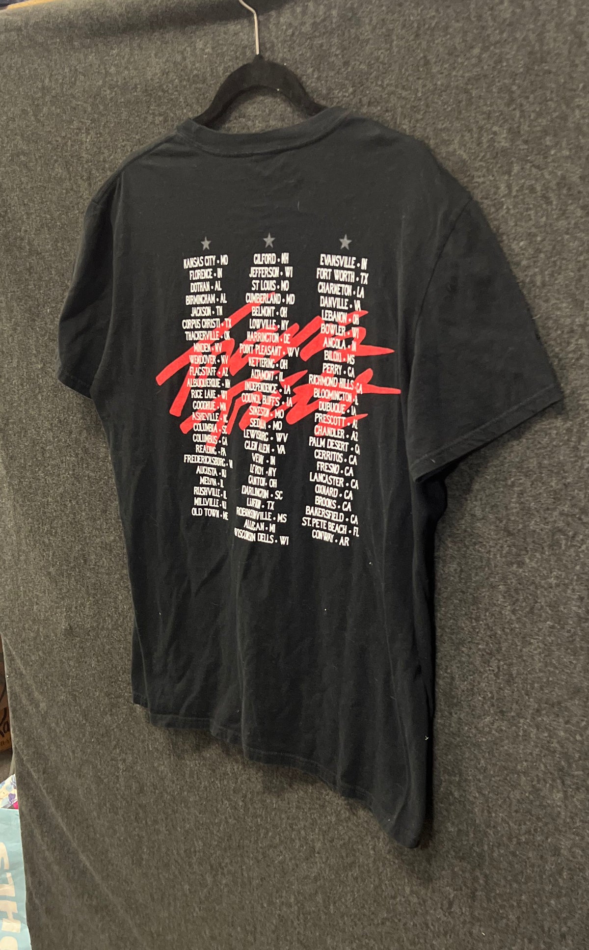 Travis Tritt Country Music Tour Concert Graphic T-Shirt Skull 100 Proof Black