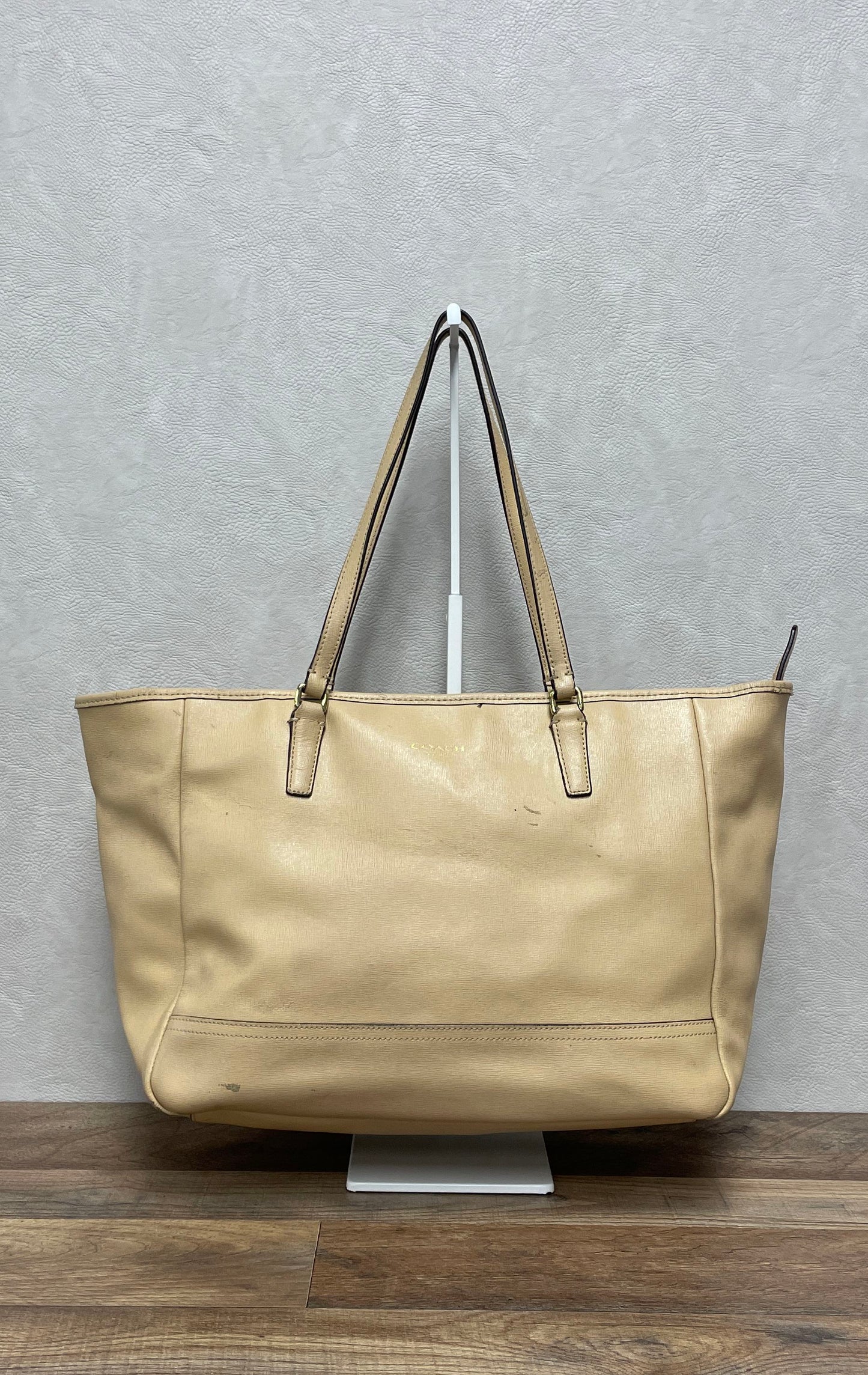 Coach Beige Saffiano Leather City Tote Bag Shoulder Bag Gold Hardware