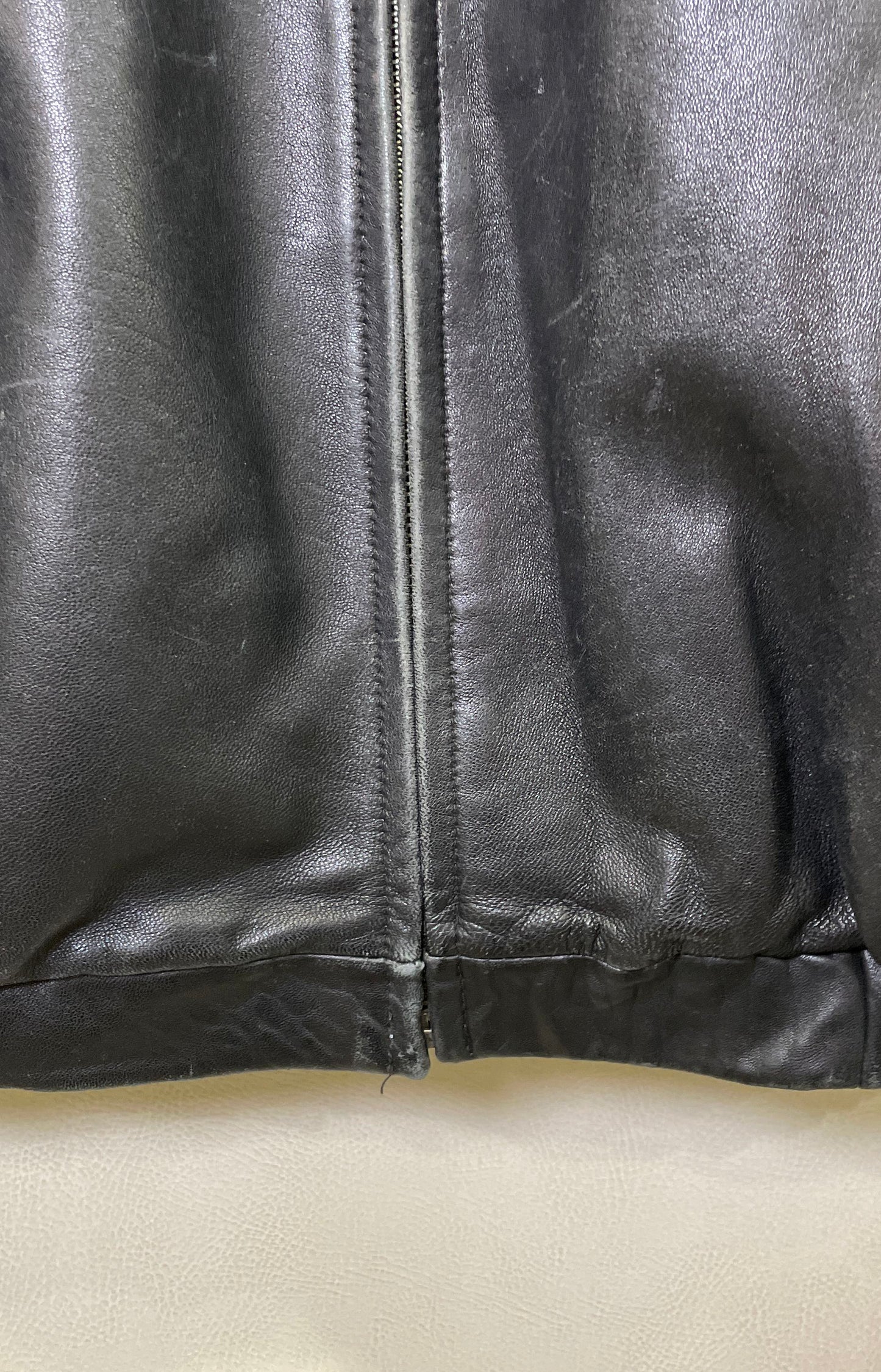 Van Heusen Men's Black Leather Bomber Jacket Full Zip Elastic Waist Sz L